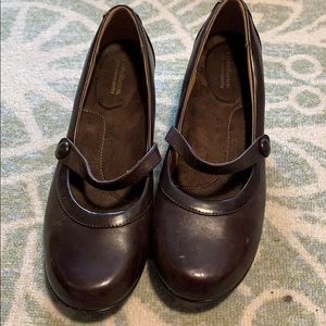 Brown Mary Jane dress shoes